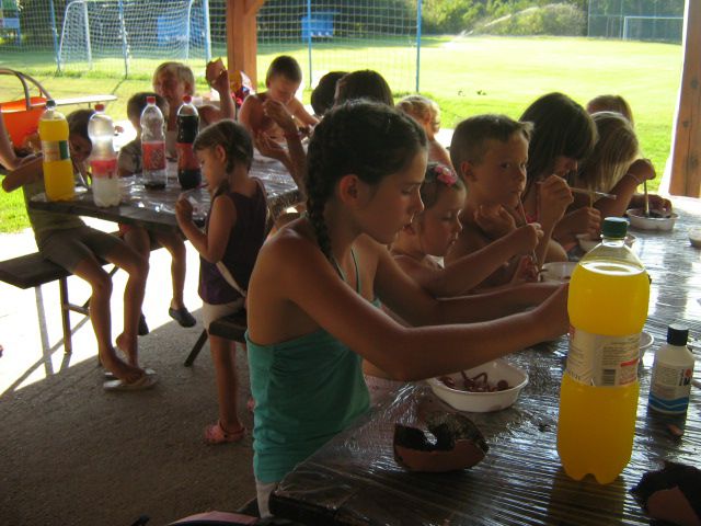Avgust 2011 otroške počitnišče delavnice. - foto