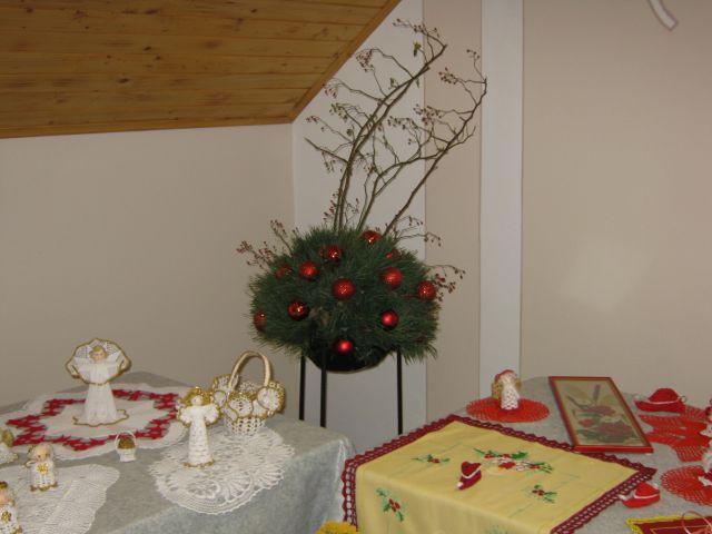 Adventno novoletna razstava december 2012 - foto
