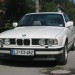 Zadnji BMW s tapravim izgledom in dvojnimi lučmi