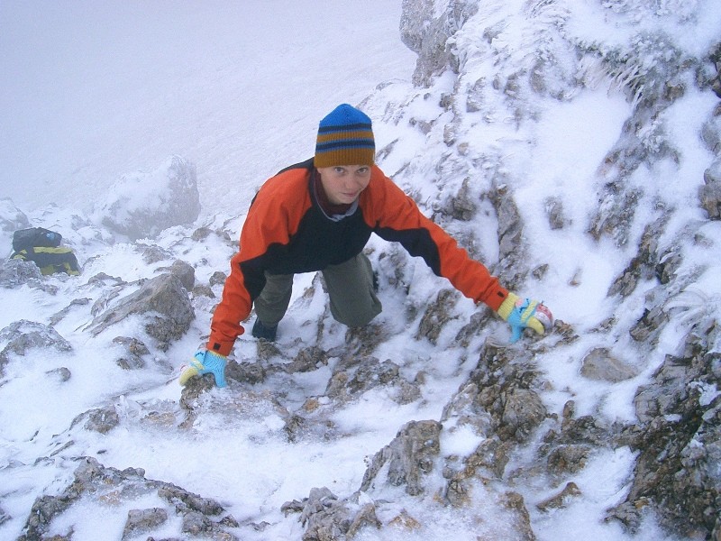 Košutnikov Turn (2134 m) - Zimske razmere me delajo rahlo živčno in skeptično, ampak okej