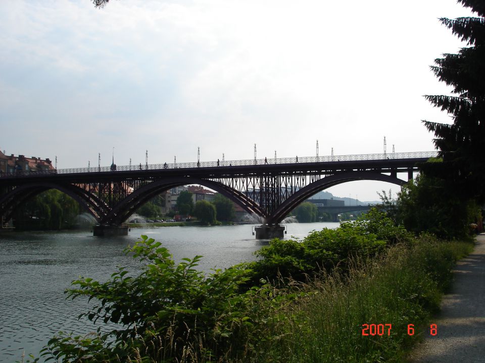 MARJANOVE SLIKE - OB DRAVI ( LENT ) - foto povečava