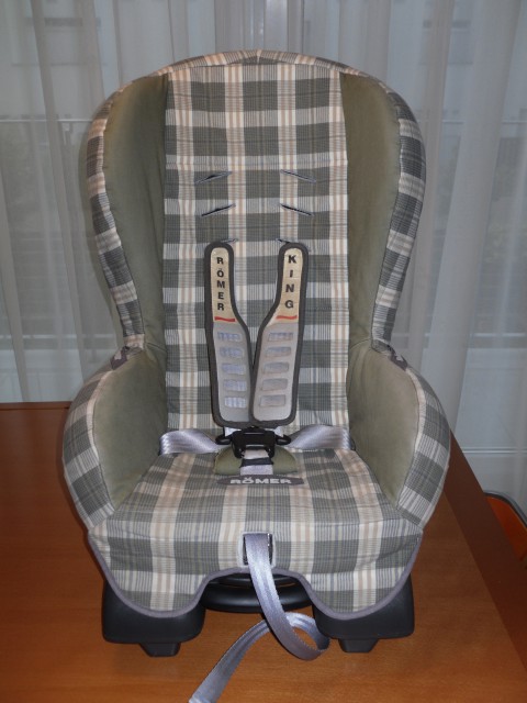 Romer king quikfix Peter
9-18 kg
30 EUR