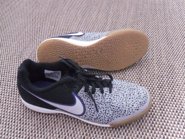 Nike-dvoranski copati