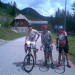 Na Pavličevem sedlu 1350m_moji kolesarski kompanjoni