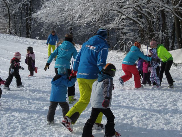 SMUČANJE POLŽEVO FEB 2013 - foto