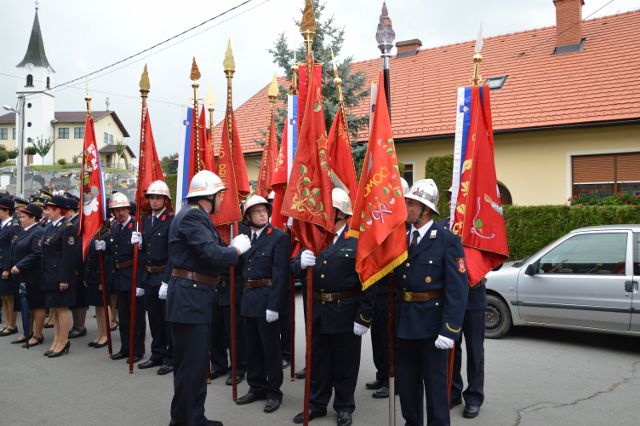 Medgeneracijsko središče in 50 let OŠ Pertoča - foto