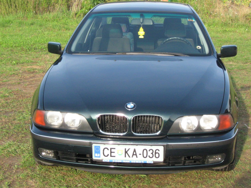 BMW 520 iA - foto povečava