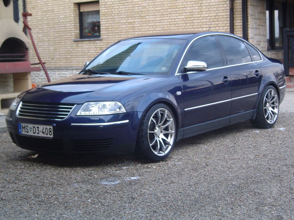 VW Passat Highline 1.9TDI - foto povečava