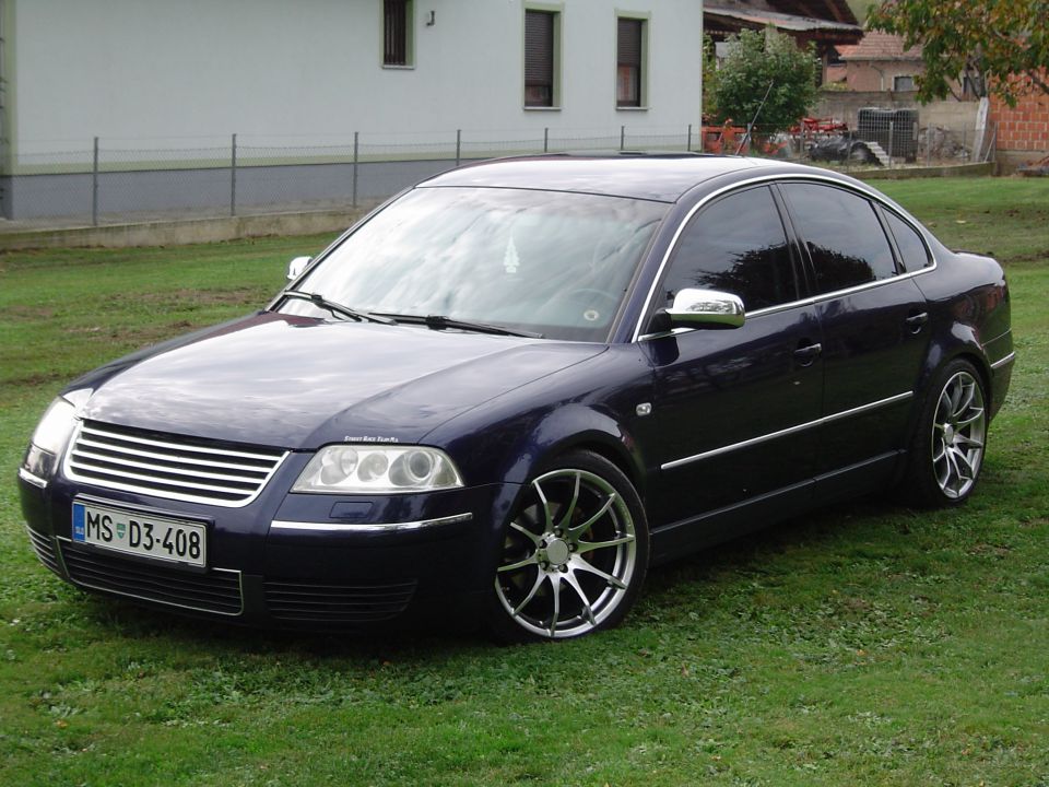 VW Passat Highline 1.9TDI - foto povečava