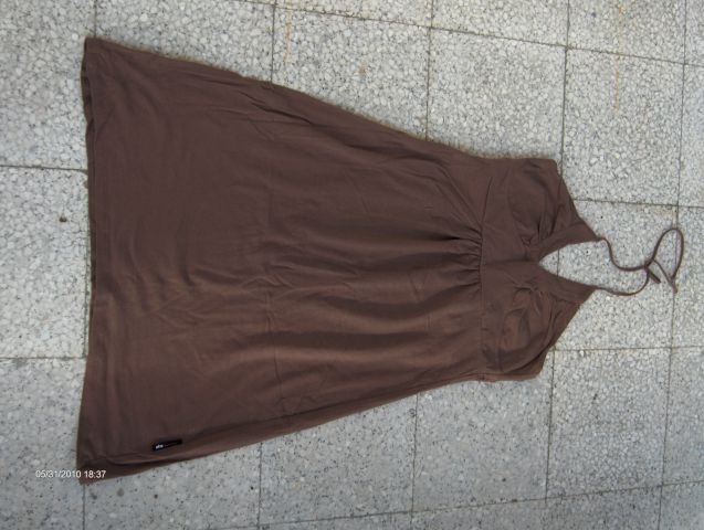 Oblekica M, 5 eur-rezervirano
