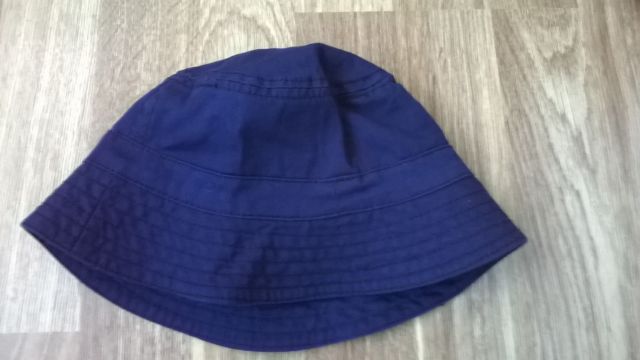 HM klobuček, 1,5-4 leta, 1 eur