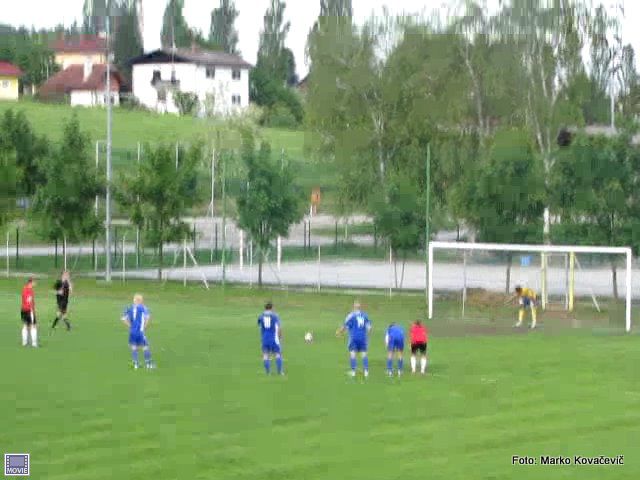 Nogomet Šmarje : Slovenska Bistrica - foto povečava