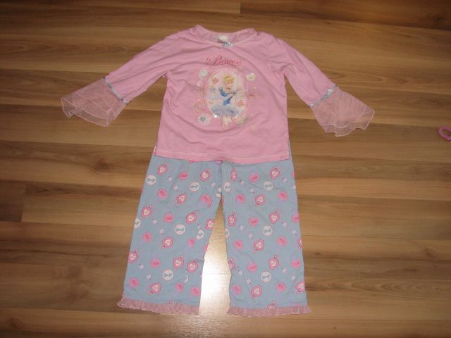 Princess pižama, 3-4, 2.5eur
