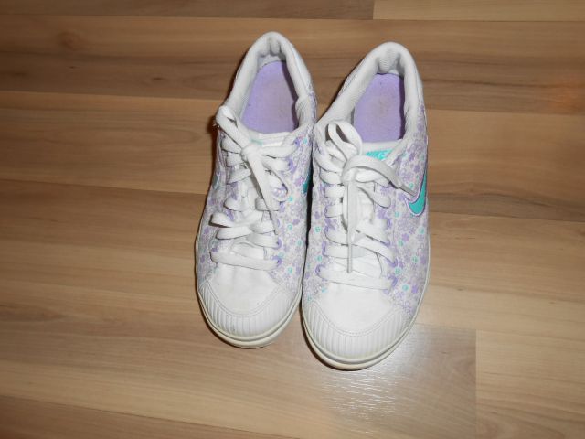 Nike. št.37,5, 12eur