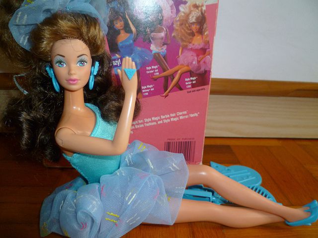 Barbie KUPIM