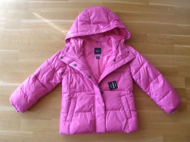 GAP bunda vel. S (6-7 let), nova, 20 €