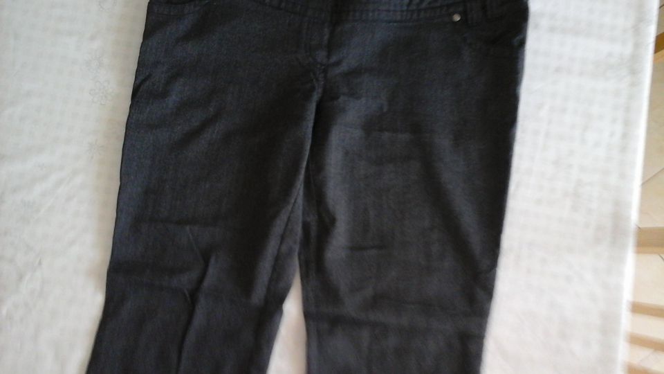 Nosečniške hlače c&a, št.42, 7e - foto povečava