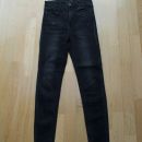 STRADIVARIUS črne jeans hlače št. 36, 6 eur