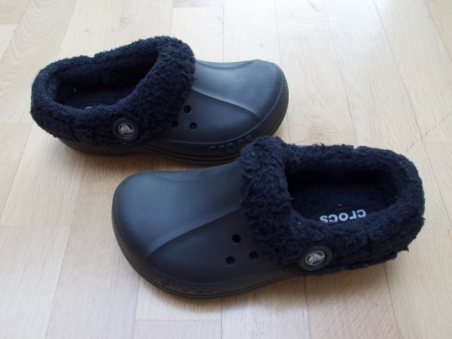CROCS zimski črni, parkrat obuti, št. 4-6