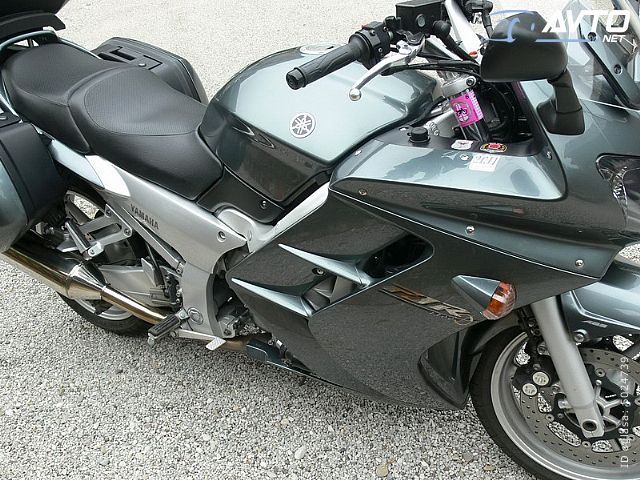 Yamaha FJR - foto