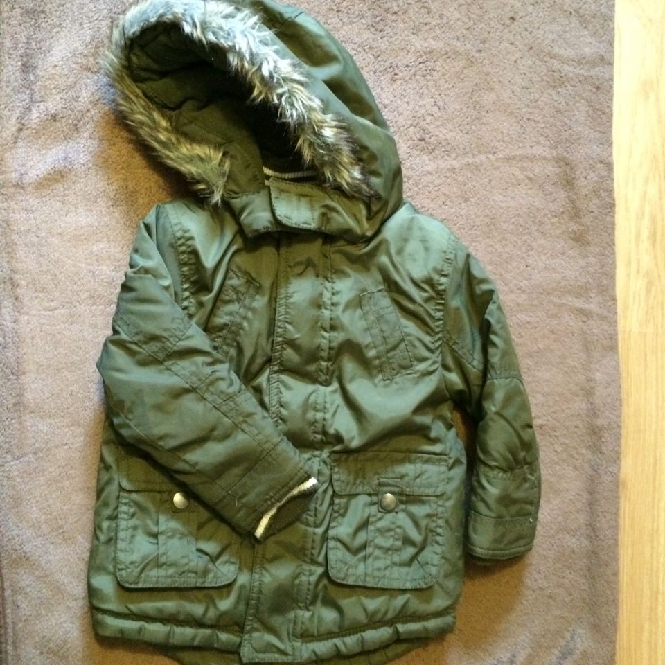 F&F zimska bunda, št. 98 - 11€