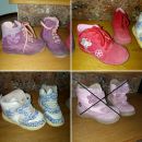 23 dekliška jesenska obutev. čevlji gleznarji 4€-kom