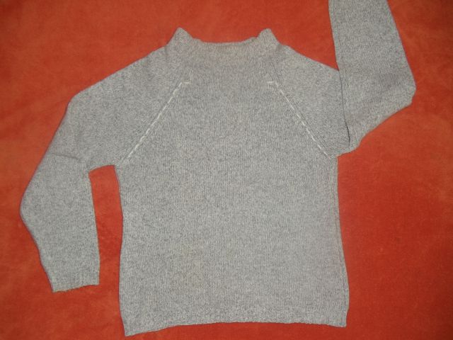 152 ali XS fantovski najstniški pulover 3€ oblačila