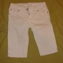 S-34 ženska oblačila: bele jeans kapri hlače 4€