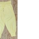 poletna oblačila: S 34-36 rumene kapri hlače 3€