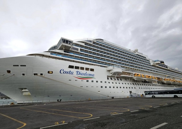 COSTA DIADEMA