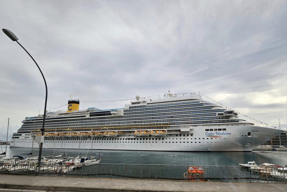 Cruise COSTA DIADEMA 2023 - foto povečava