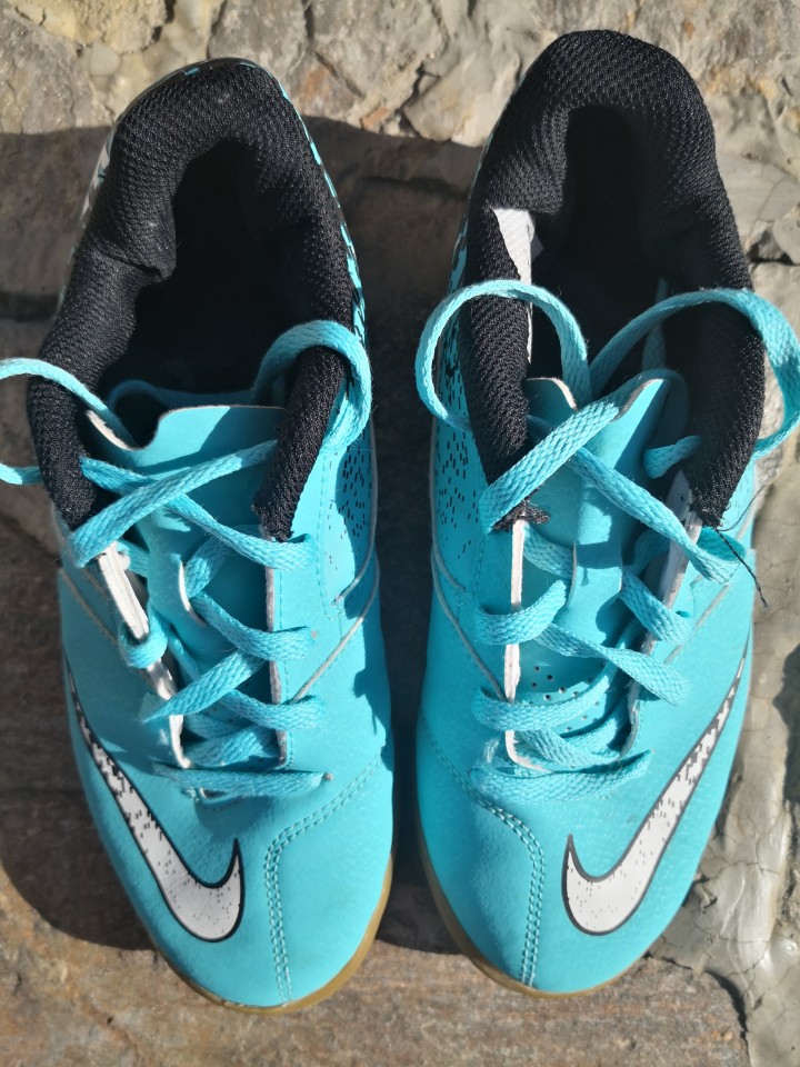 Nike nogometni čevlji  - foto povečava