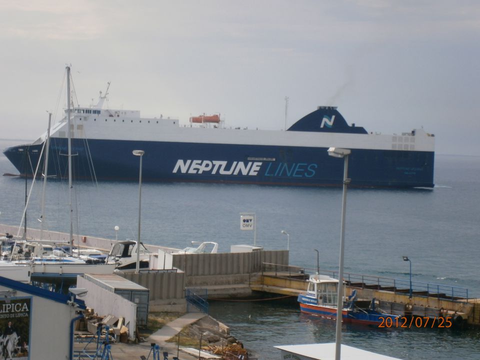 Neptune Okeanis (Neptun Lines)
