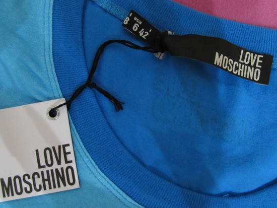 Moschino majica xs-s samo 27€ MPC 119€  - foto povečava