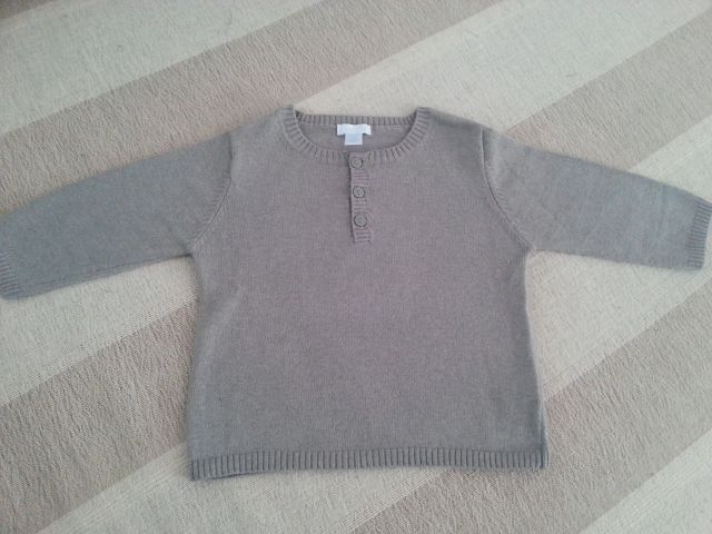 OBAIBI puloverček, še z etiketo (slikan spredajj)