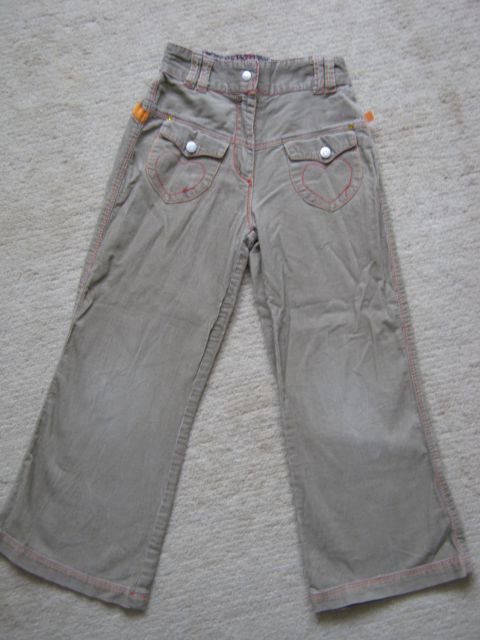 Bež - rjave žametne hlače, velikost: 122, 6 - 7 let, cena: 4 €