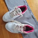 champion superge 38 št
