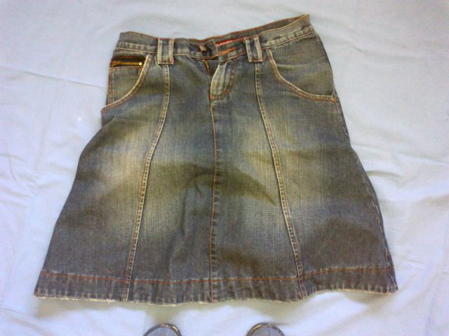 Jeans krilo št. 40, veliko nošeno a ohranjeno - 2,5 eur