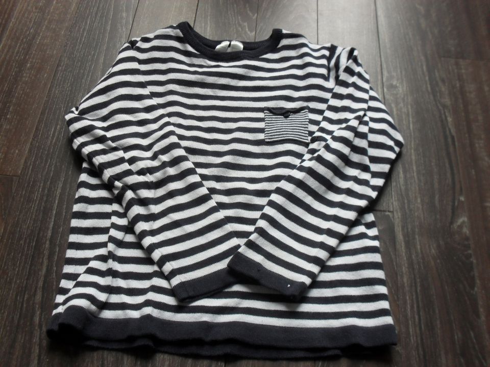 pulover Okaidi; cena po dogovoru