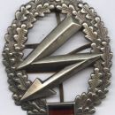 Signal Corps hat badge