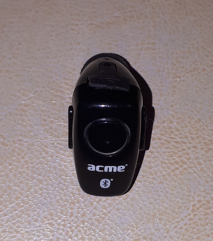 Bluetooth slušalka in mikrofonček za GSM 5eur