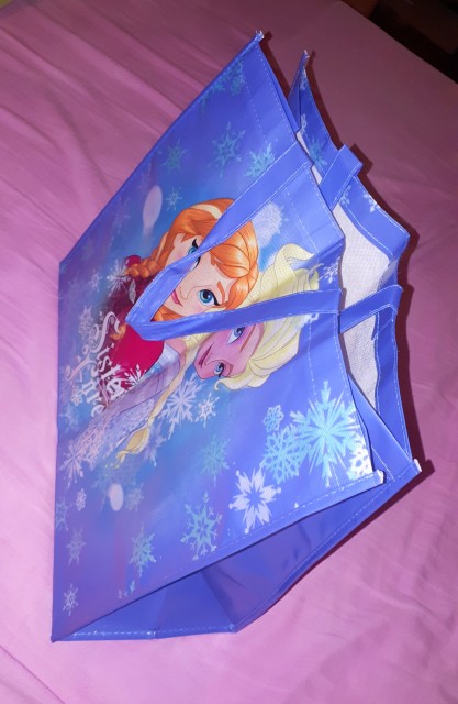 Velika vreča Frozen Elsa = 3eur