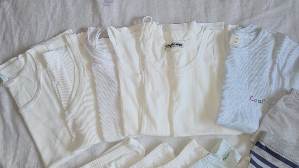 Spodnje perilo, majice in hlače za fanta št.146-152, 15kos = 10eur