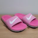Nike natikači roza št.36 = 15eur