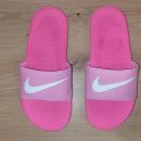 Nike natikači roza št.36 = 15eur