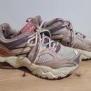 Skechers superge roza št.36 = 5eur