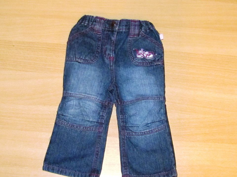 Hlače jeans št. 80   Cena: 2 eur