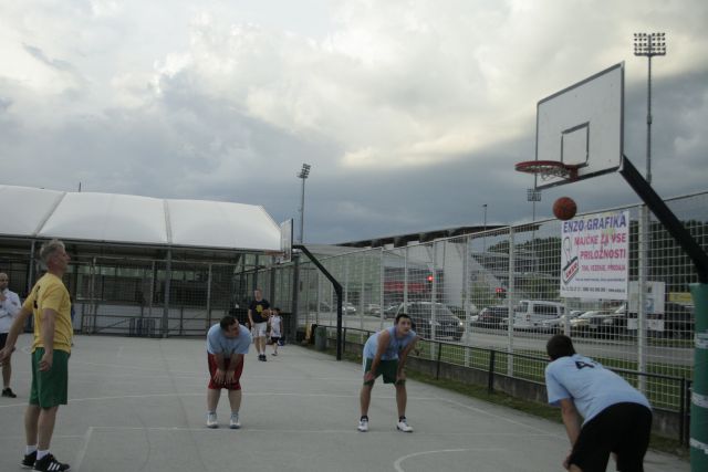 24 ur košarke v Domžalah - foto