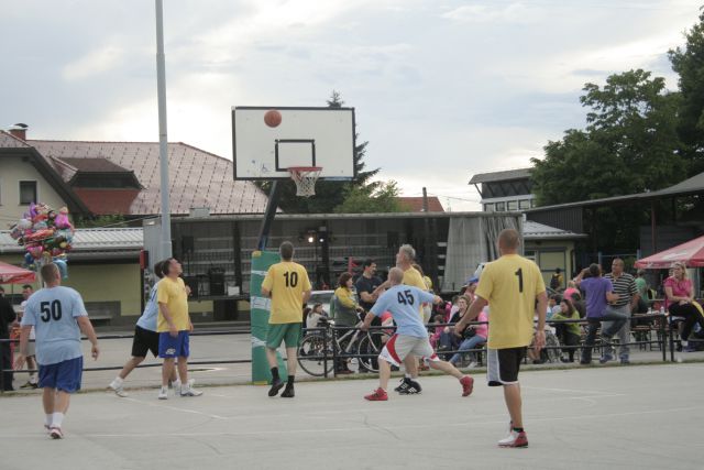 24 ur košarke v Domžalah - foto