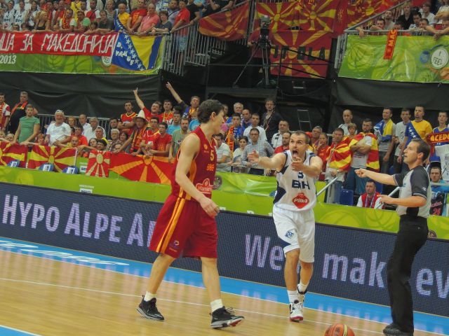 Makedonija - BIH - foto